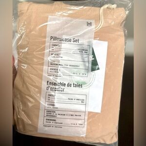 ‼️RARE‼️🎸Urban Outfitters🎸🔥NWT🔥Set of Standard Pillowcases in Clay